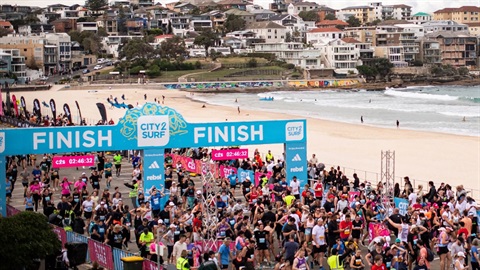 city2surf-finish.jpg